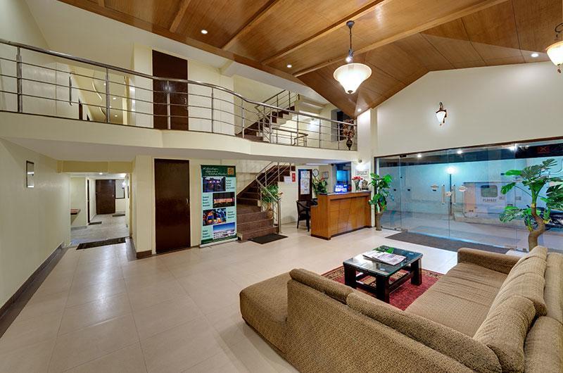 Hotel Suman Paradise Найнитал Экстерьер фото